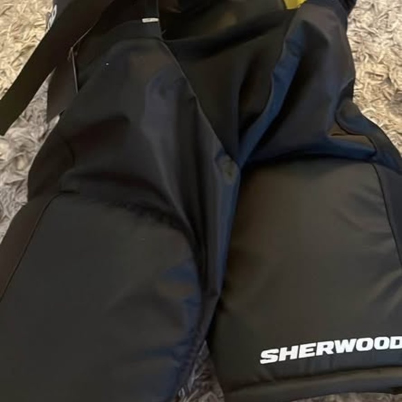 BRAND NEW boy girl youth sherwood rekker junior hockey pants size S - Picture 5 of 6